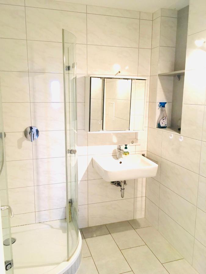 Gemuetliches Zimmer 20 Min Vom Frankfurt Hbf 2 Langen  Buitenkant foto